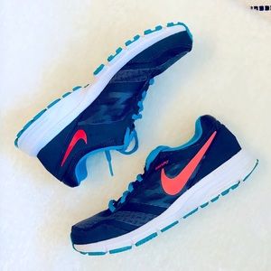 Nike Air Relentless 4 Women’s Size 7.5